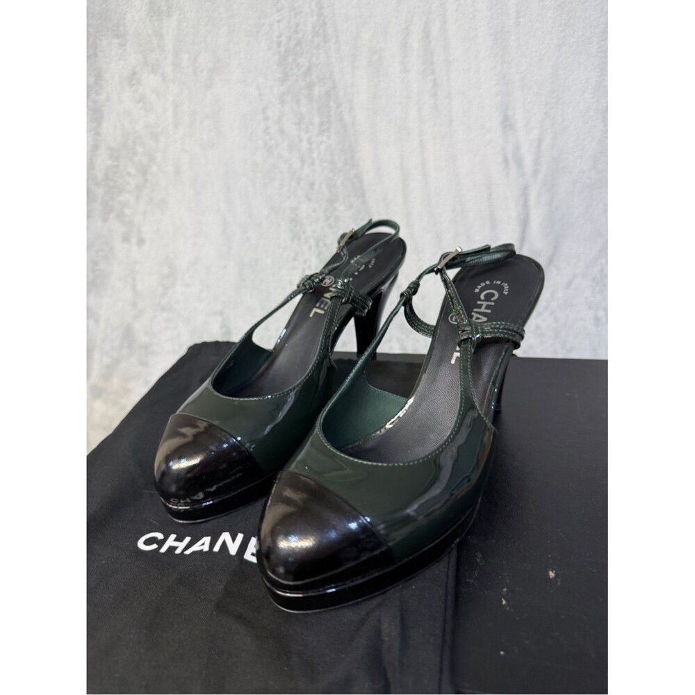 CHANEL Green Patent Leather Black Cap Toe Slingback Platform Pumps Heels Sz 7